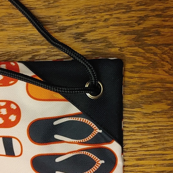 Thirty One Insulated Cinch top 15x18 inch Back Pack - Picture 2 of 8